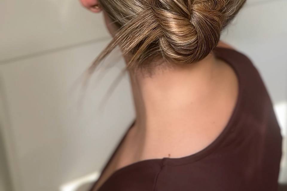 Sleek bun