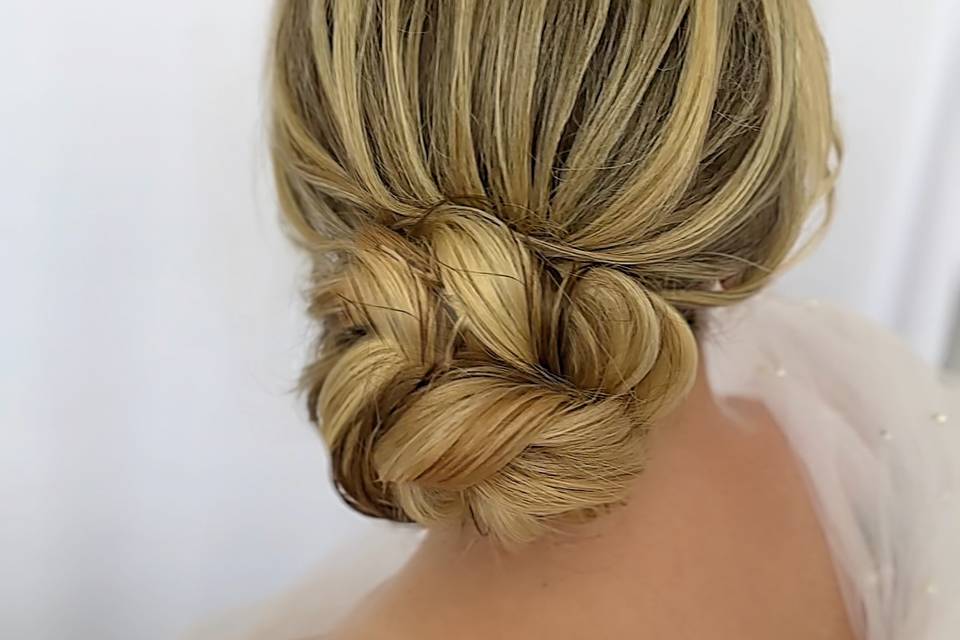 Textured bun