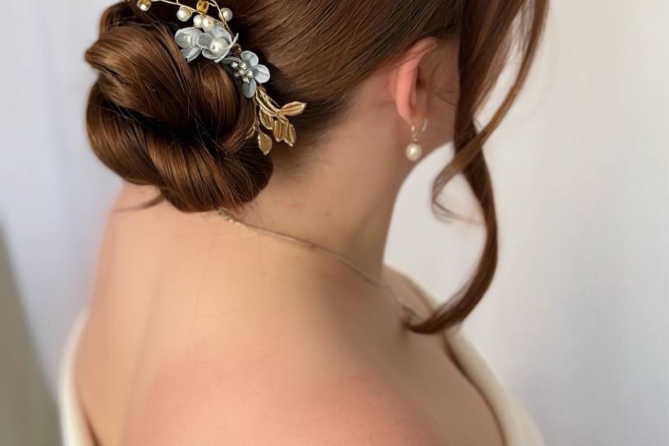 Elegant bun
