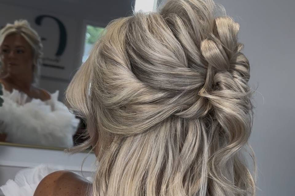 Textured half up with a twist