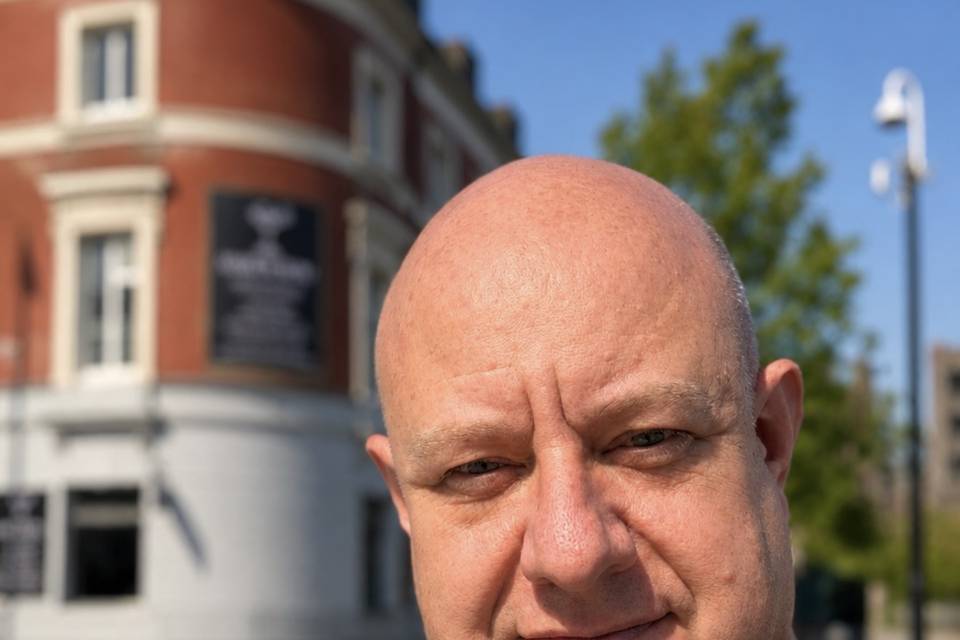 Dr Iain Lightfoot
