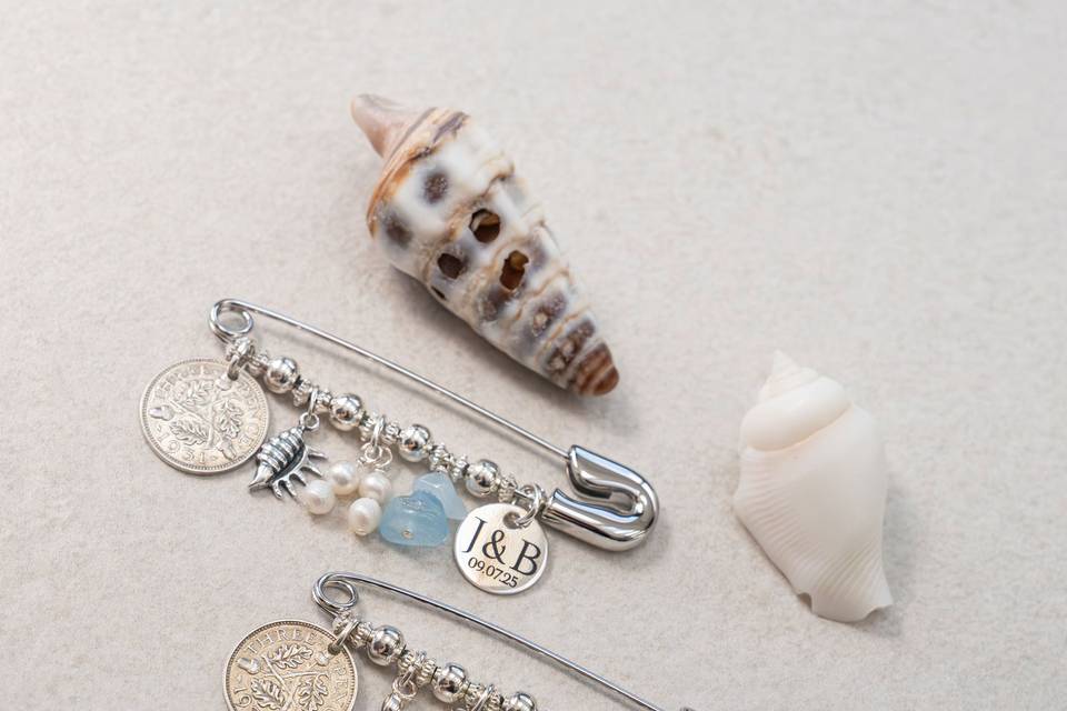 Beach theme Wedding Charm Pin