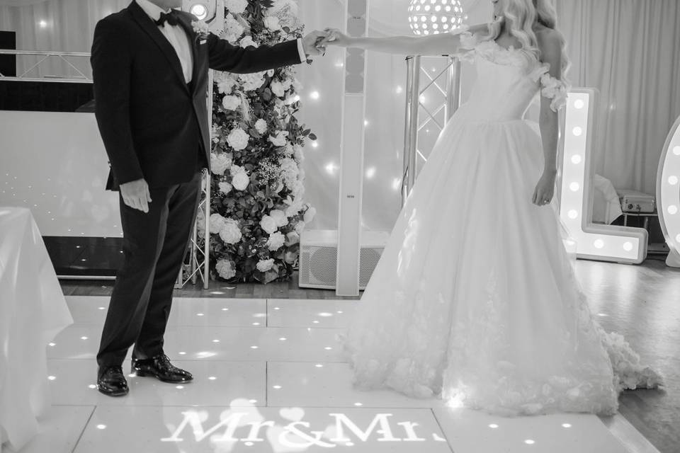 New Mr & Mrs
