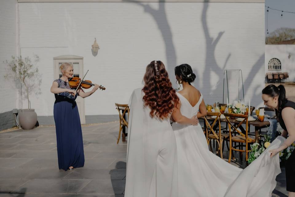 Rearranging dress for photos