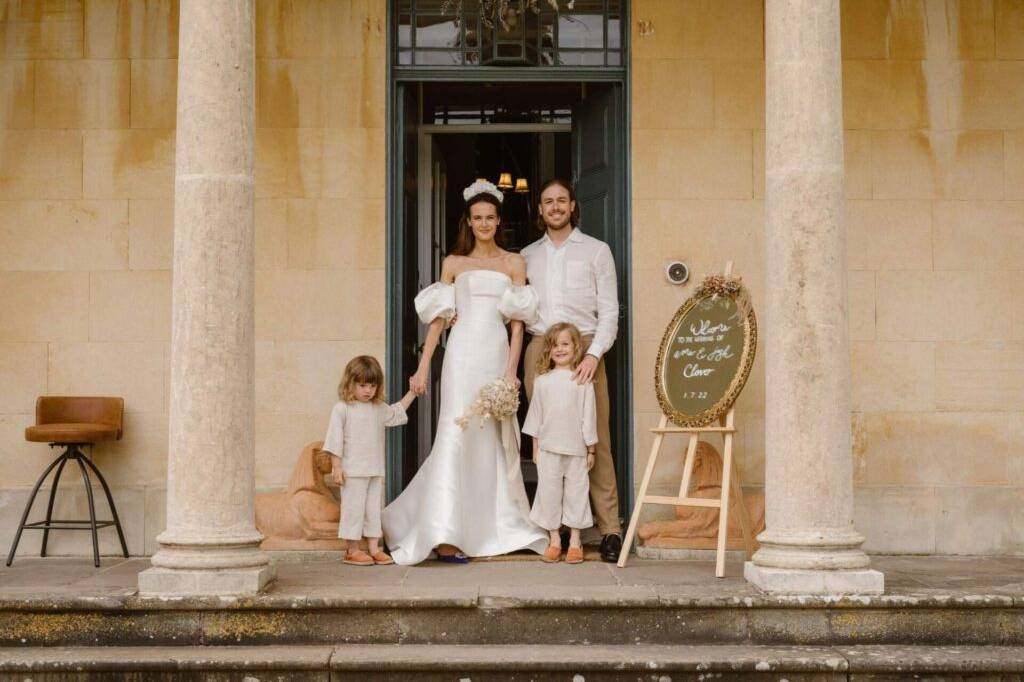 Henge Estate - Manor House Wedding Venue Shrewton, Wiltshire | hitched ...