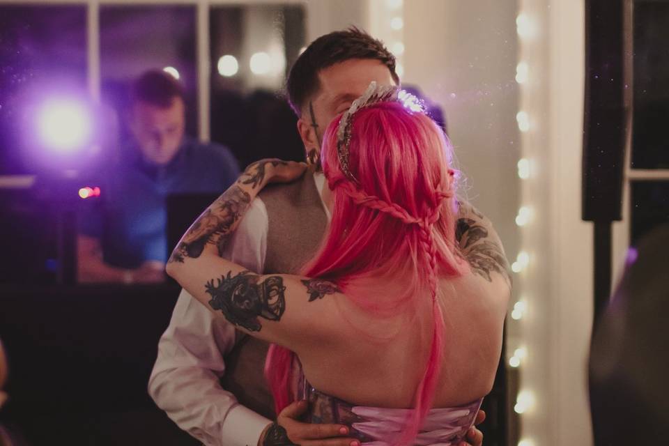 First dance of bride and groom