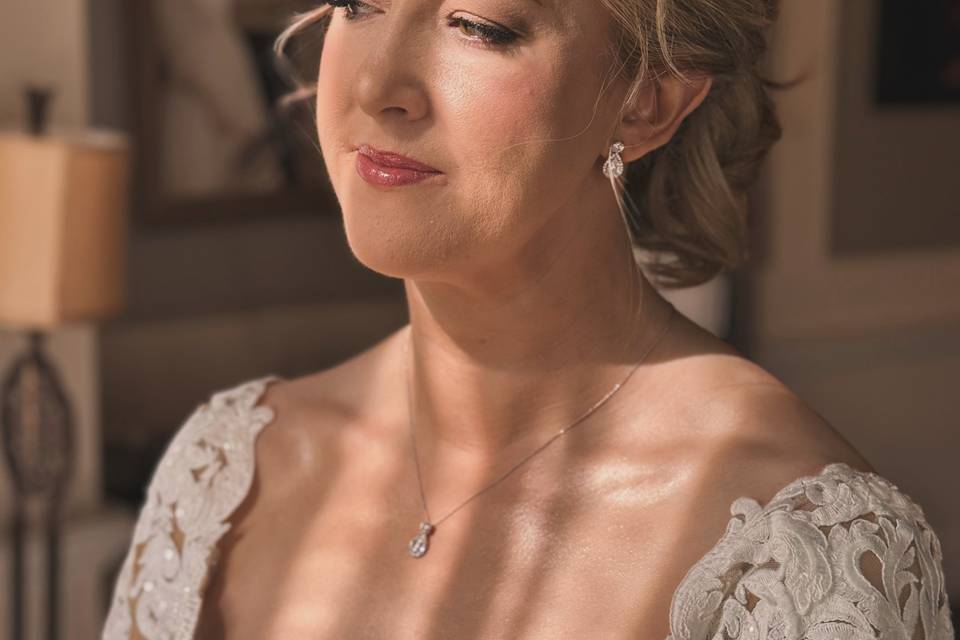 Classic bridal makeup