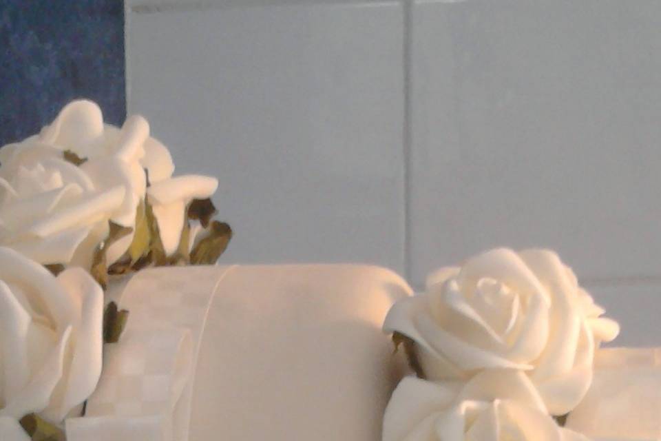 Symphony Wedding cake