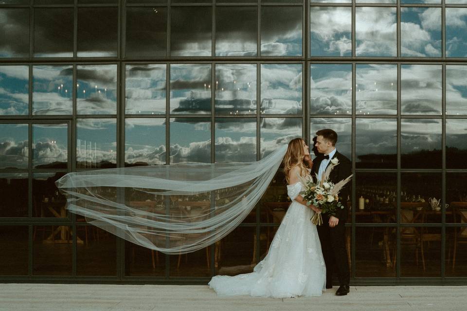 Bride and Groom, Botley Barn