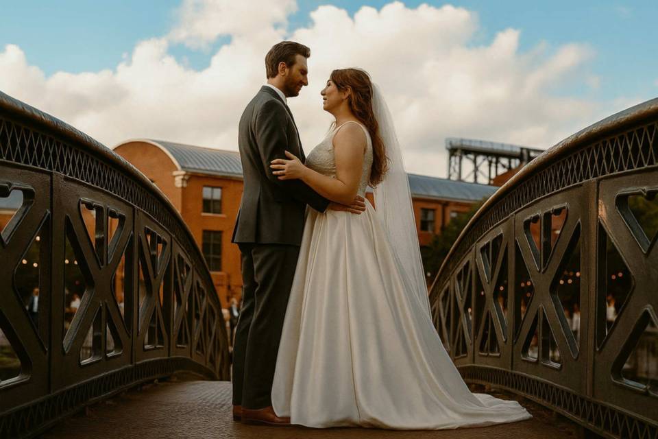 Couple portrait on the bridge