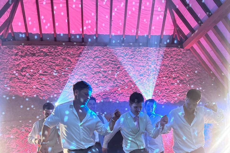 Groom & Best Men - Party Time!