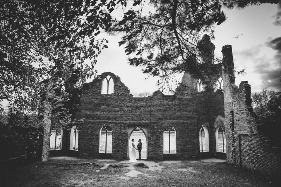 Berkshire couple in ruins