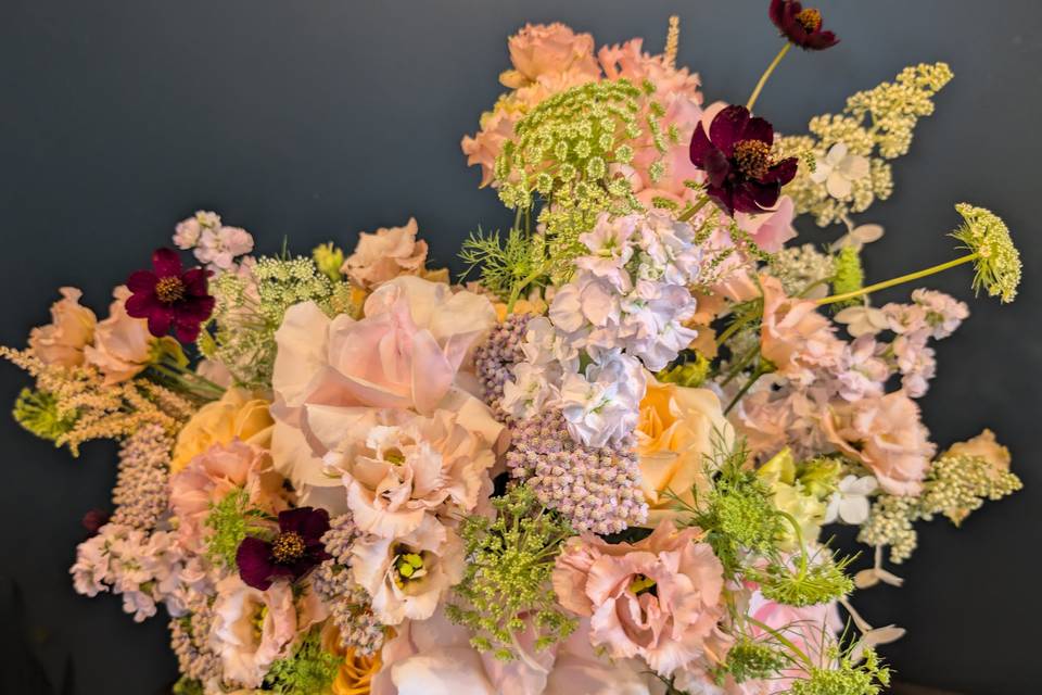 Frilly romance arrangement