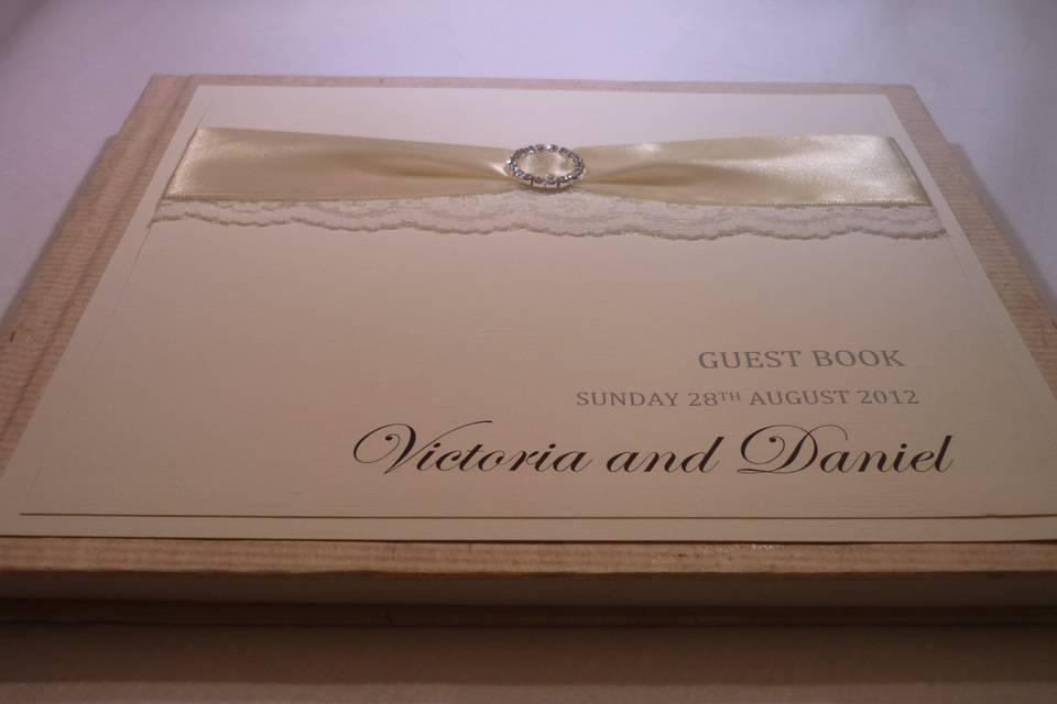 Guest Book - Eternity Design