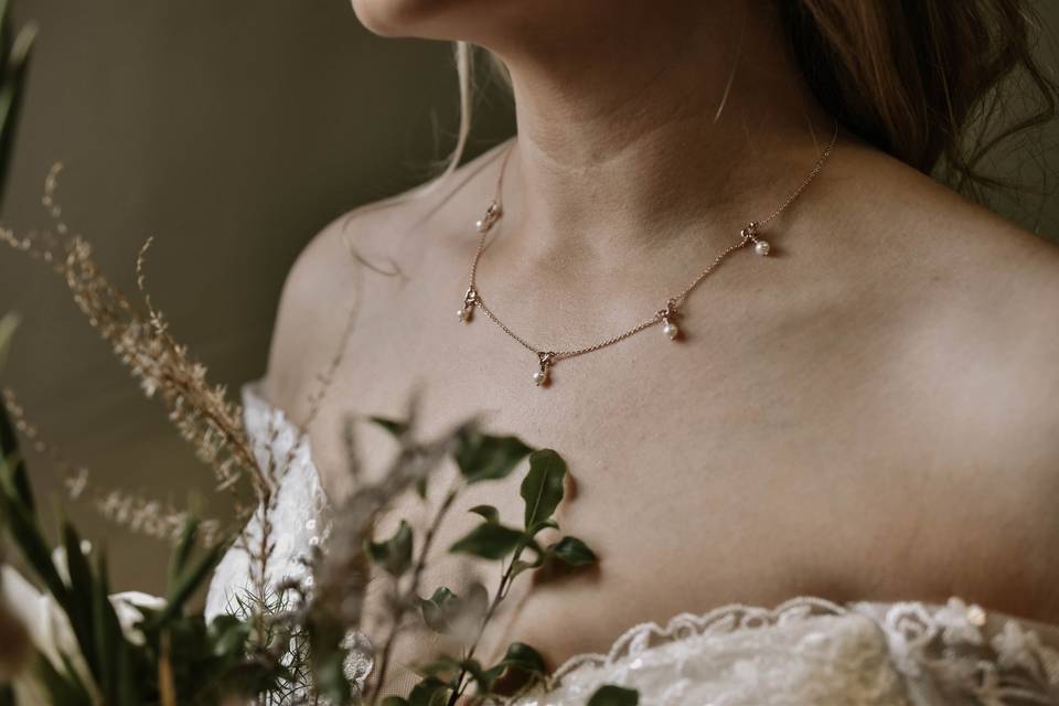 Details-Navette jewellery