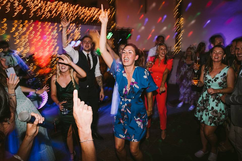 Laura dancing some more! ha