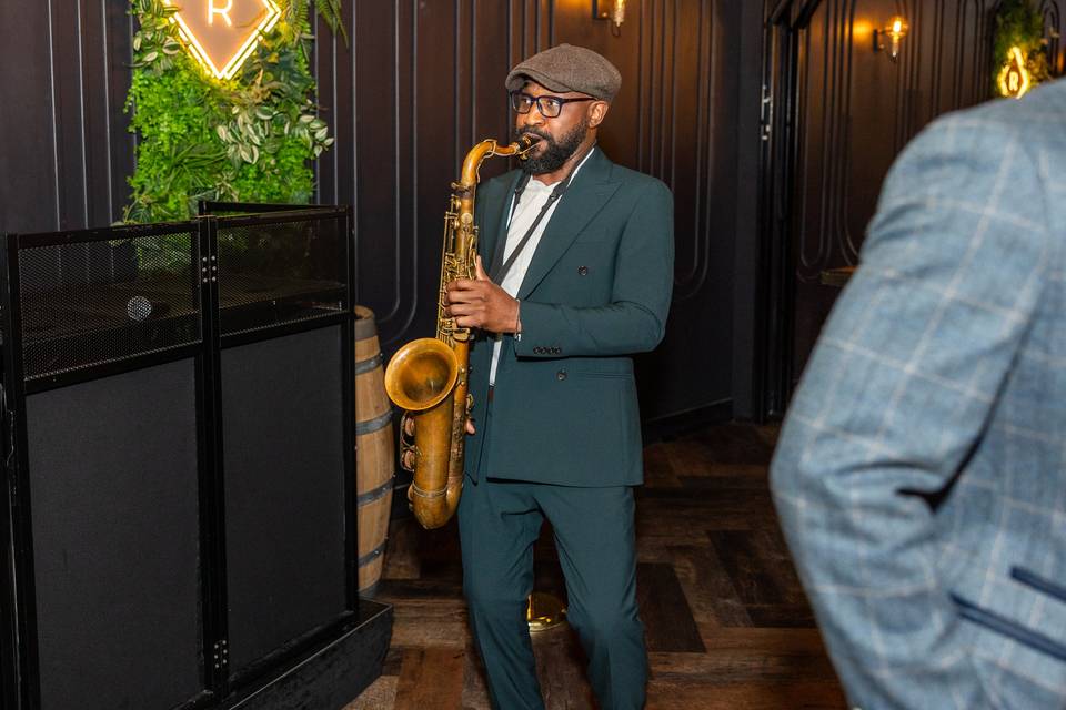 Usmansax - Saxophonist