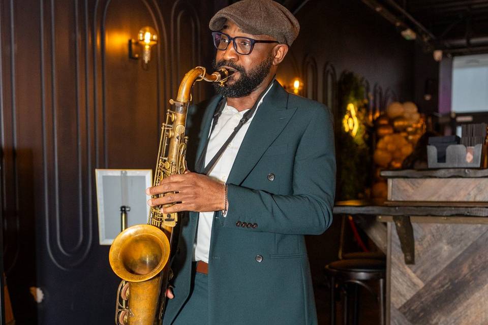 Usmansax - Saxophonist  Full Length