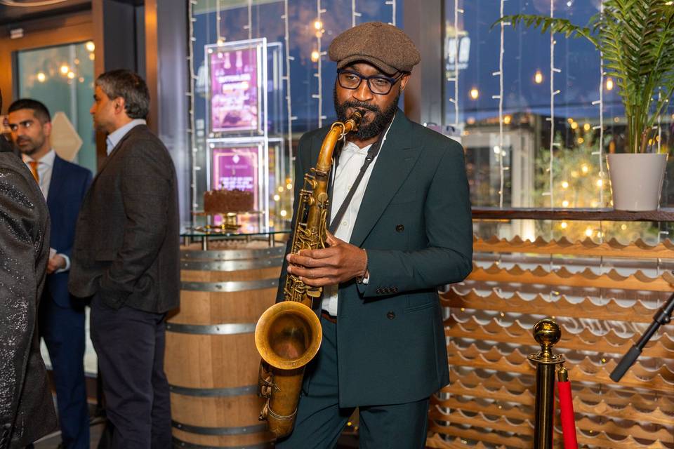 Usmansax - Saxophonist