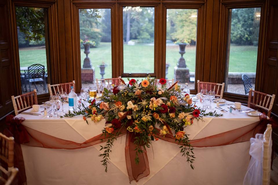 Large top table arrangement