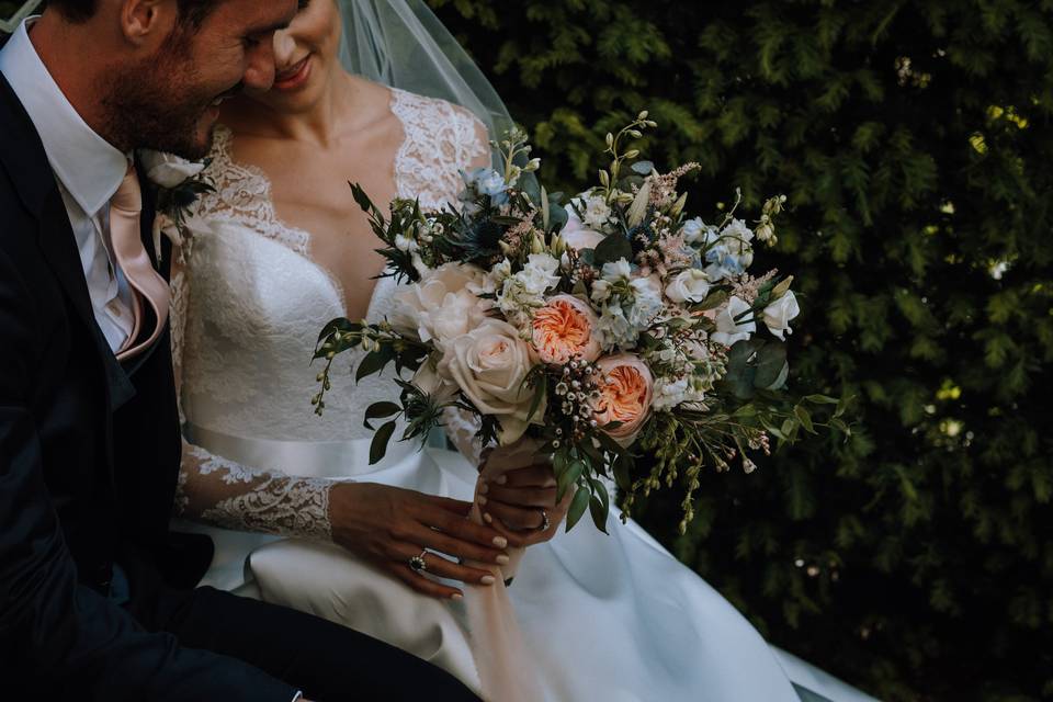 Pastel bouquet with apricot