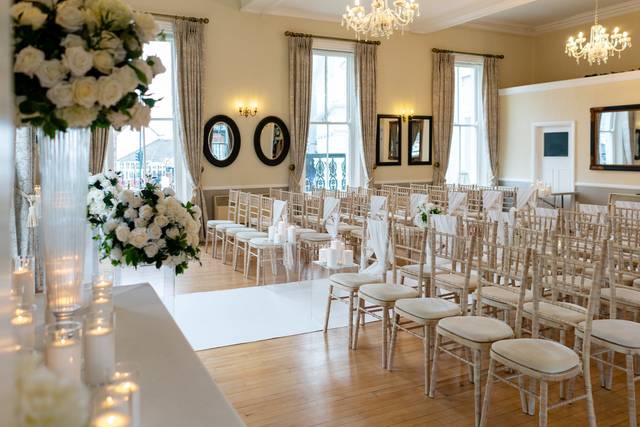 Boston Suite Ceremony