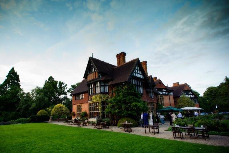 Grim's Dyke Hotel Harrow Weald, Middlesex - Updated prices | hitched.co.uk