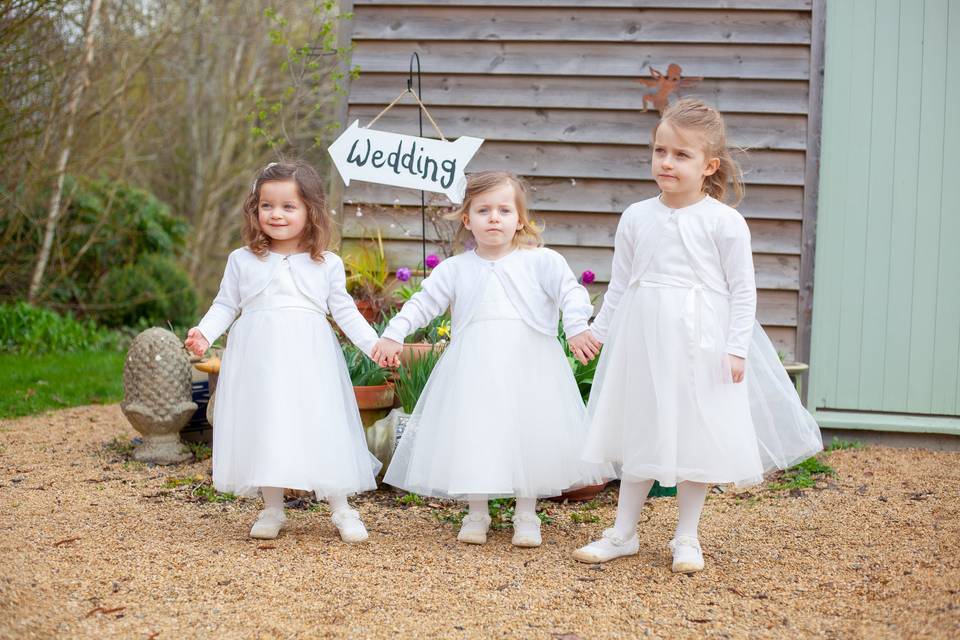 3 flower girls