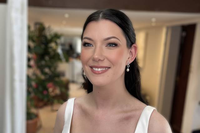Lucy Marie Bridal Hair And Makeup