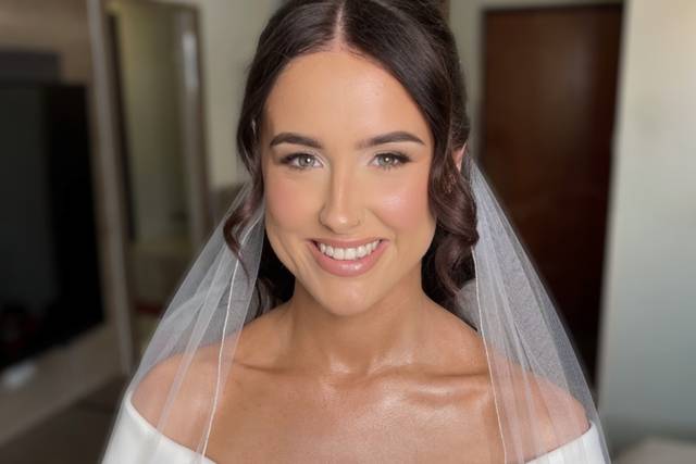 Lucy Marie Bridal Hair And Makeup