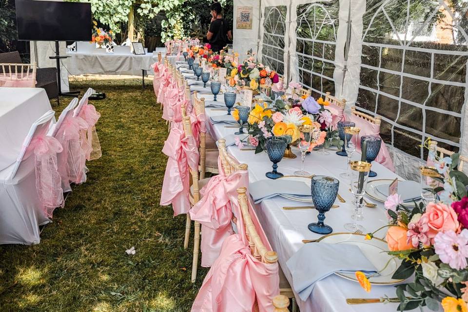 Floral bouquet centrepieces