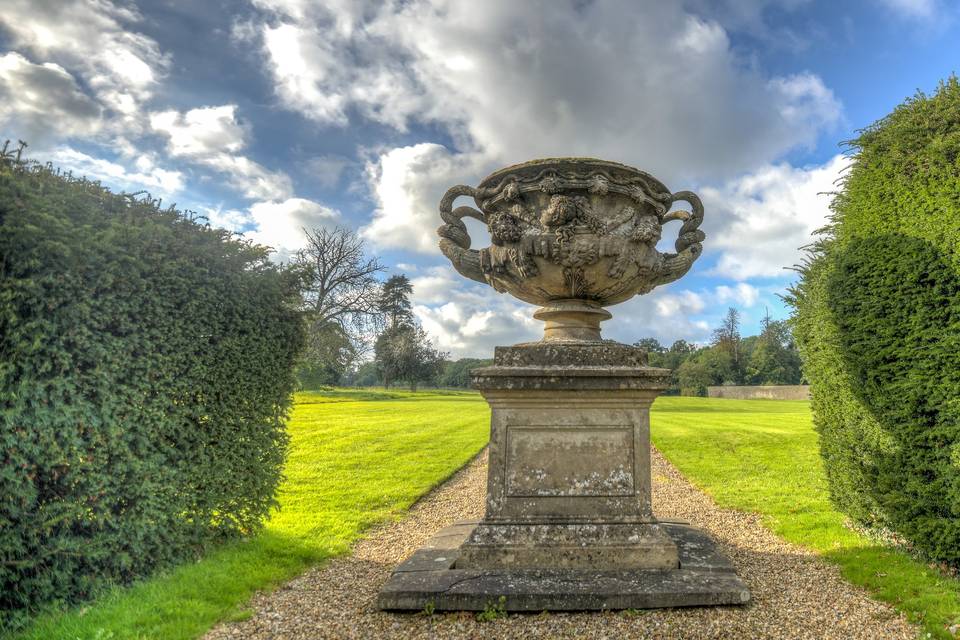 Hartham Park Estate - statue outside