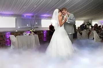 Low lying fog machine