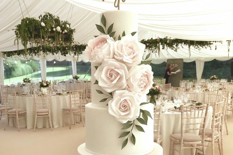 Blush marble and gold sugar floral wedding cake