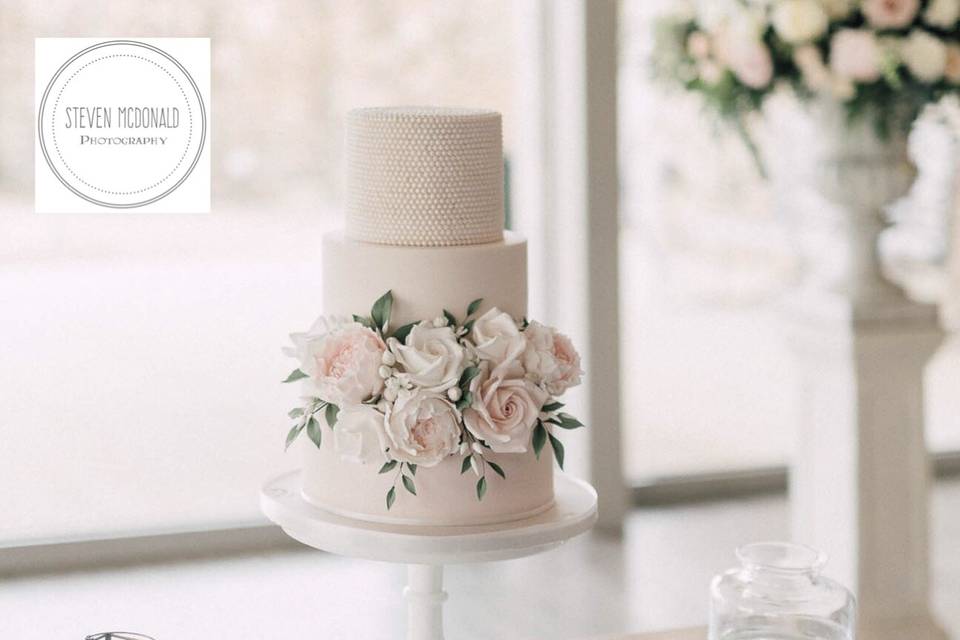 Cakes by The pretty sugar cake company - CakesDecor