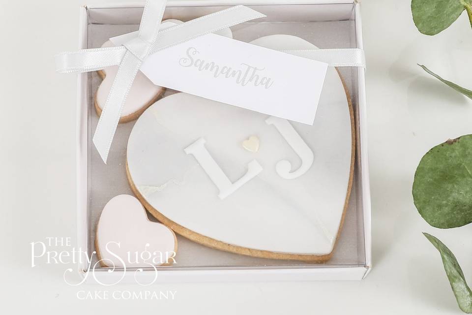 Marble heart wedding favour cookies