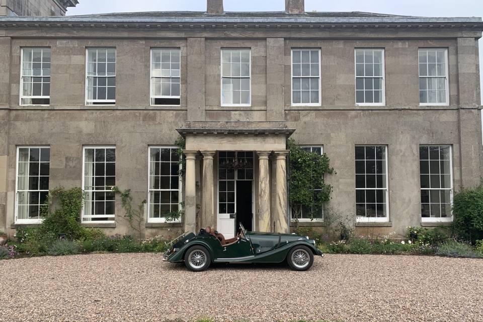 Morgan (optional wedding car)