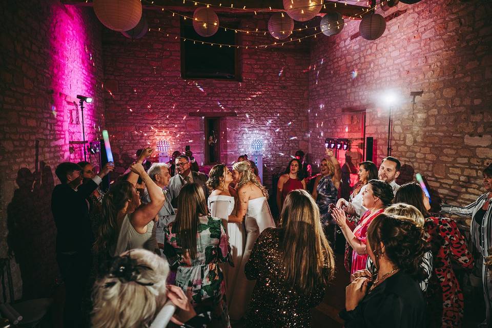 Dancing at barn wedding