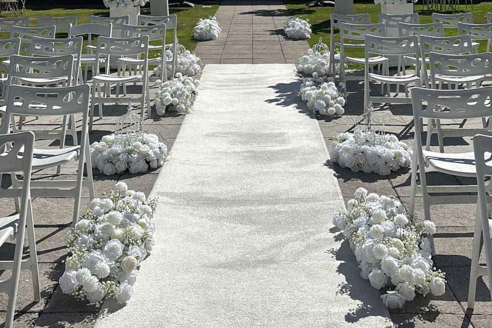 The outdoor ceremony