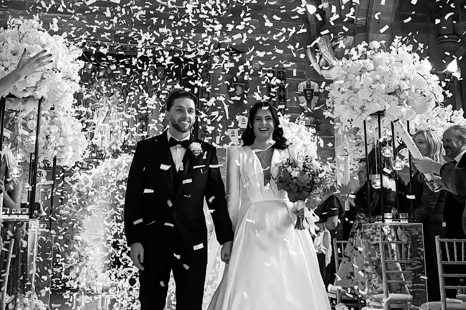 Confetti toss
