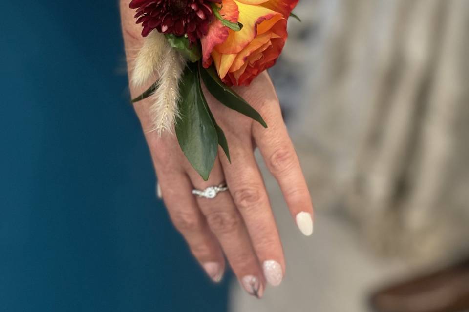 Wrist corsage