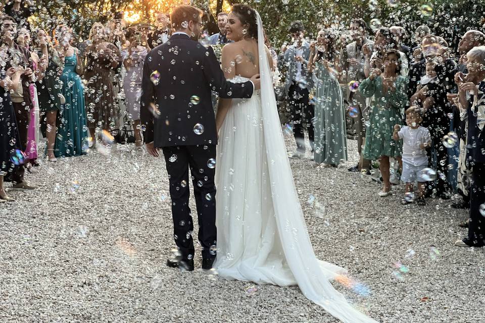 Newlyweds cerimony exit