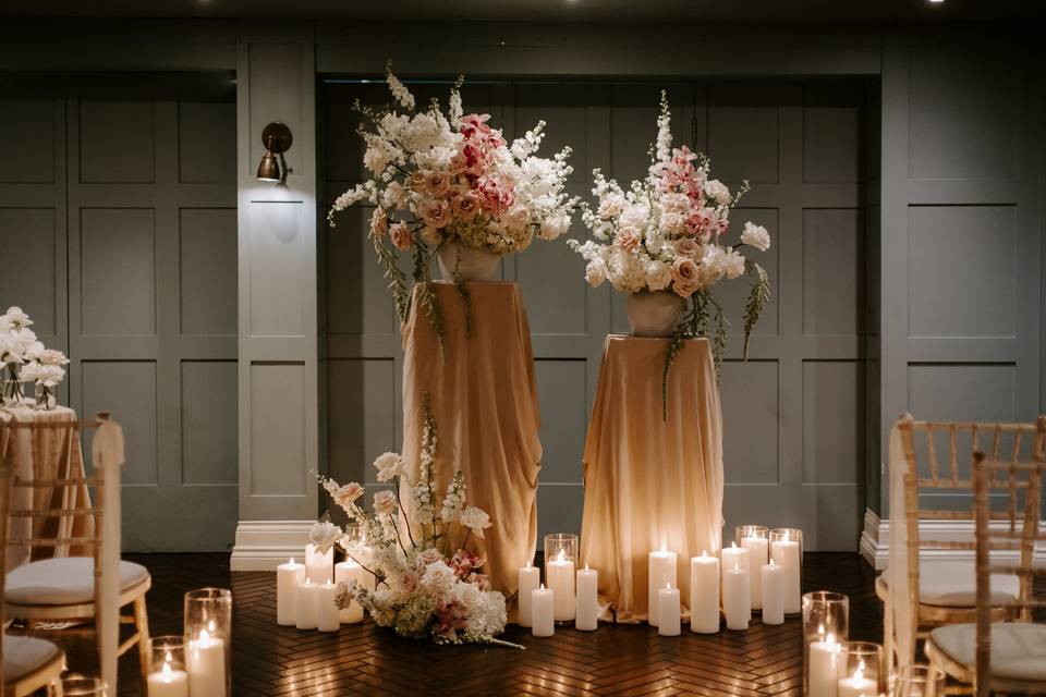 Ceremony - Flower Plinth