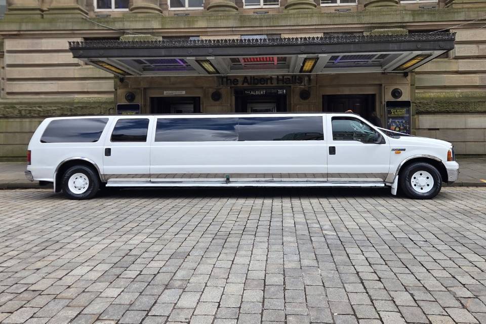 ford Hummer style