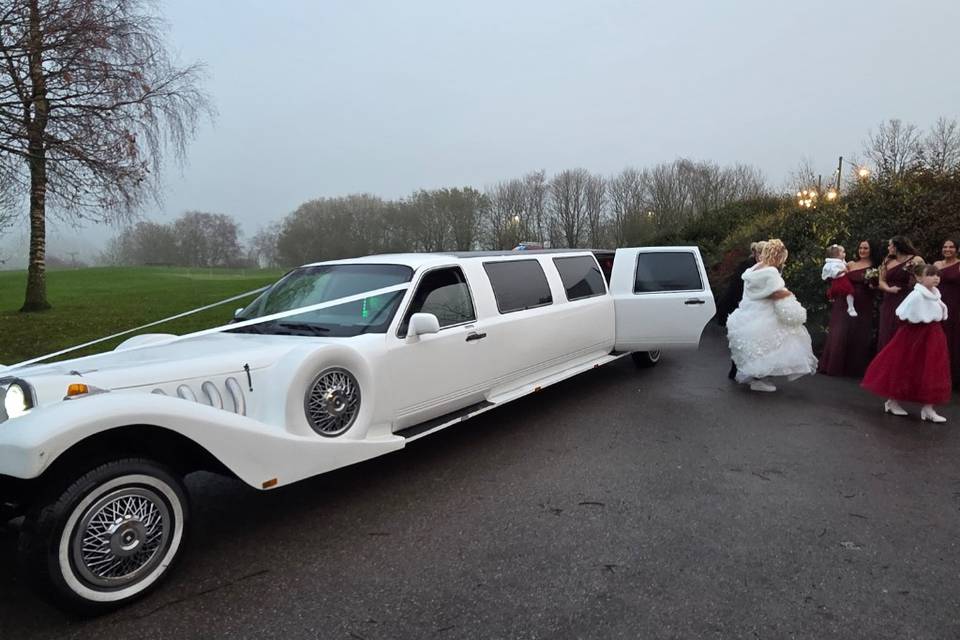 8 seats excalibur