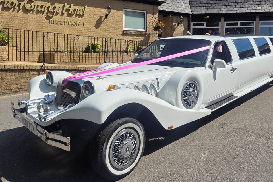 8 seats excalibur