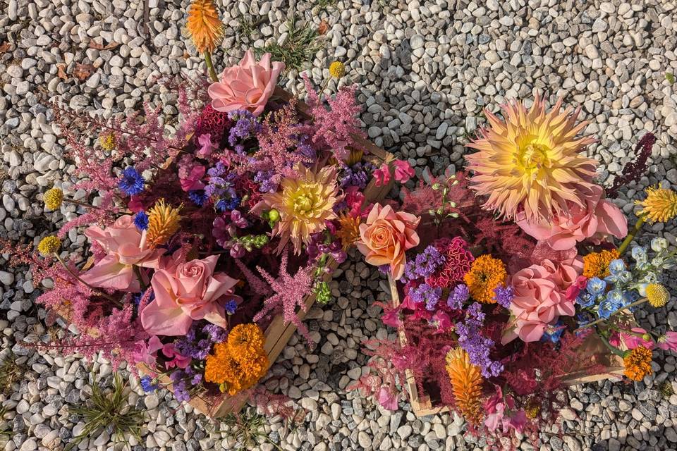 Summer Table Flowers