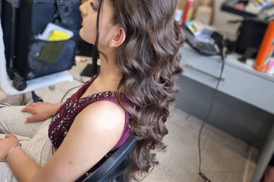 Half up half down waves