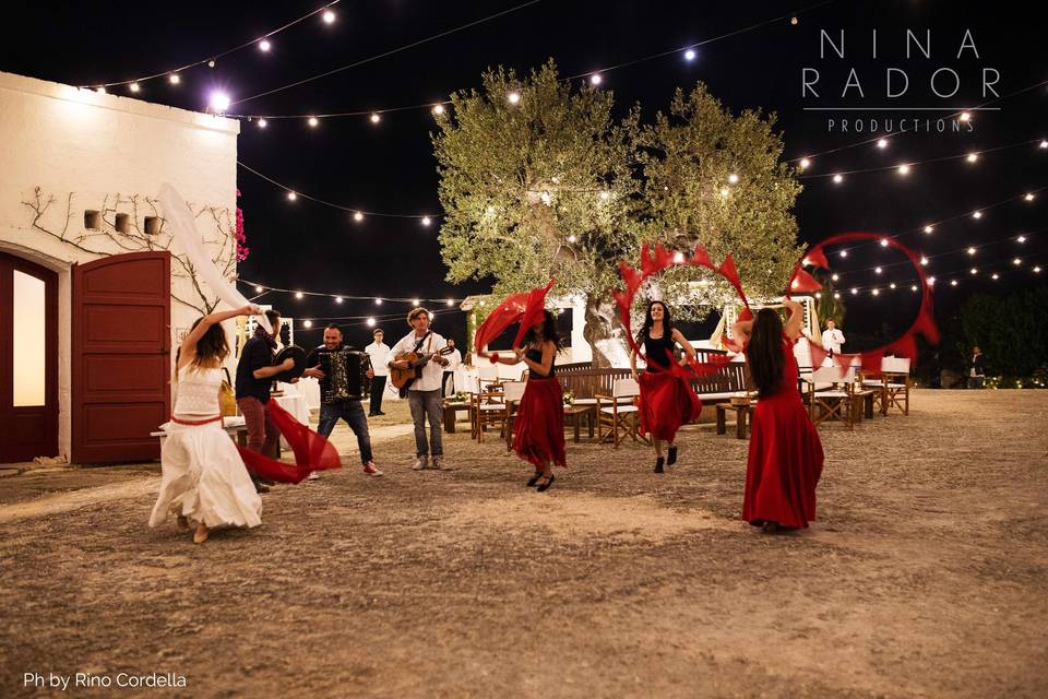 Local dancers show in Italy