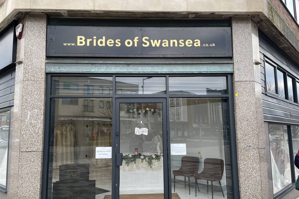 Brides of Swansea, The Kingswa